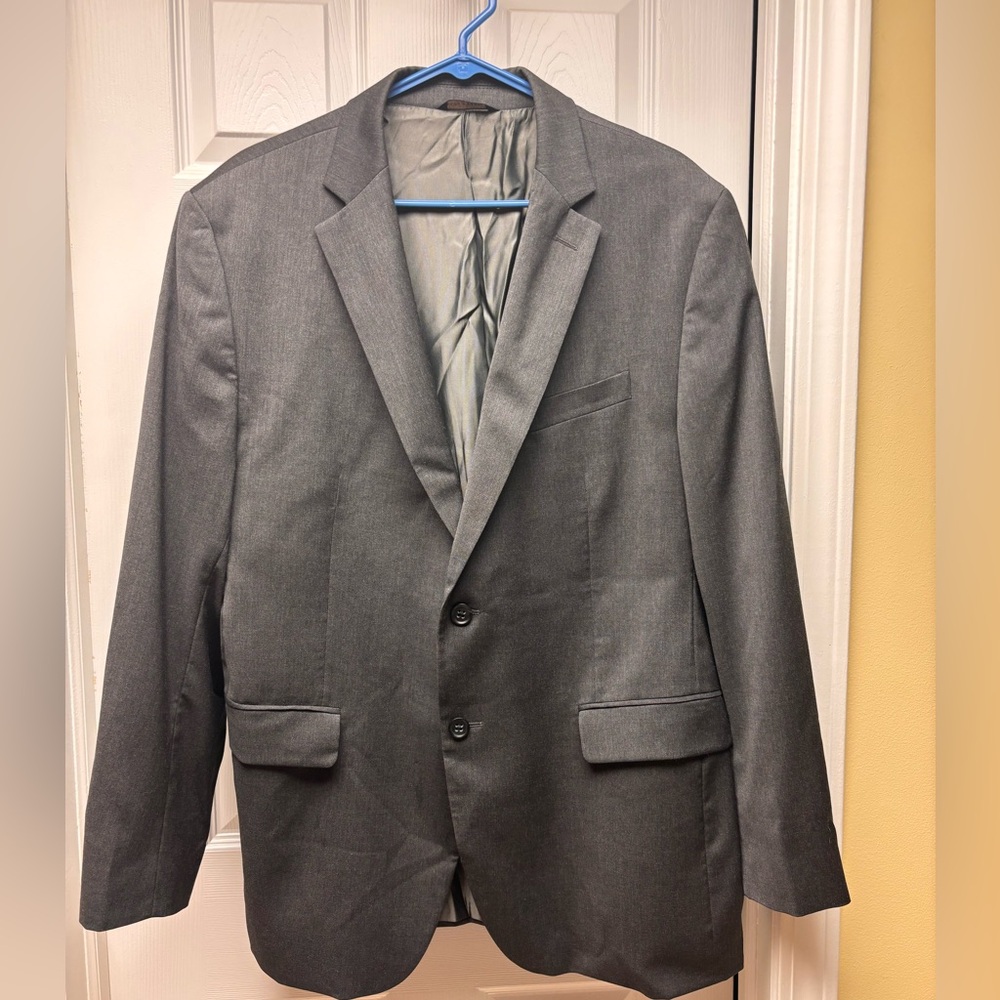 Banana Republic Modern Fit Men’s Suit Blazer – Gray (Size 44R) | Italian Fabric